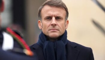 Fiscalité, coût du travail, retraites… Macron face au détricotage de son héritage économique