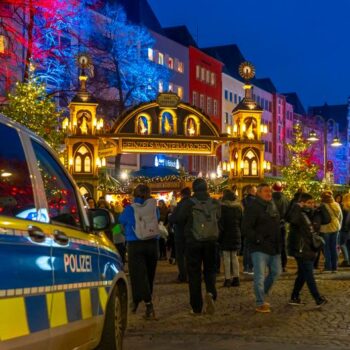 Germany to enforce strict knife ban at Christmas markets