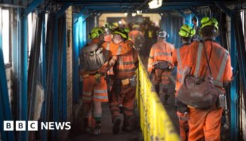 Government to review second miners' pension scheme