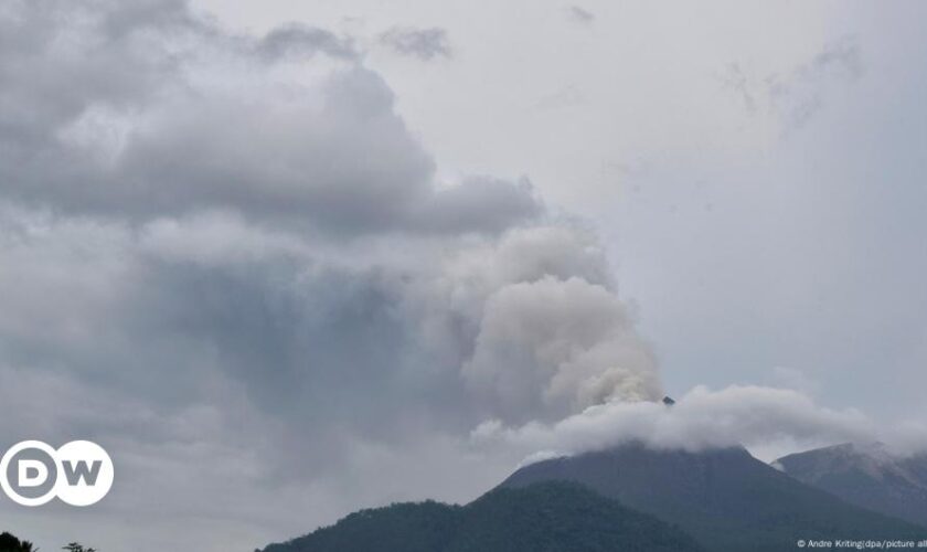 Indonesia: Volcano eruption kills several