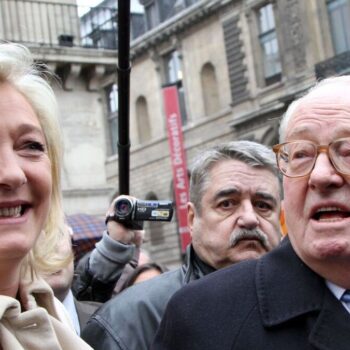 Jean-Marie Le Pen hospitalisé : Marine Le Pen exprime des « inquiétudes » sur la santé de son père