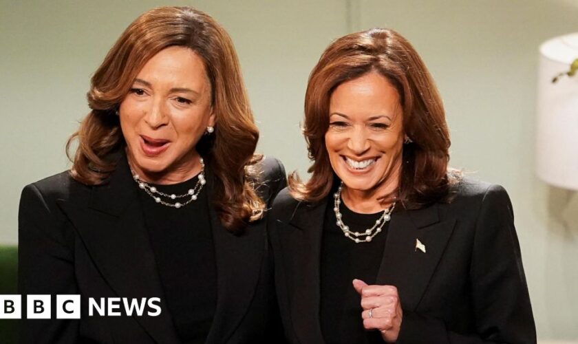 Kamala Harris makes surprise appearance on Saturday Night Live