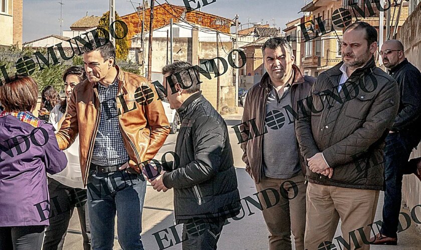 La imagen inédita de los primeros pasos de Sánchez con los tres mosqueteros de Aldama en el PSOE