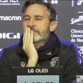 Las desgarradoras lágrimas de Vicente Moreno, entrenador de Osasuna