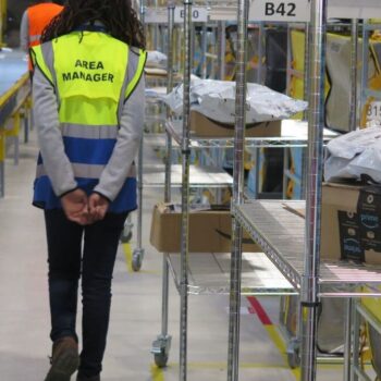 Le Blanc-Mesnil : des agents de tri d’Amazon en grève contre les nouveaux horaires de nuit