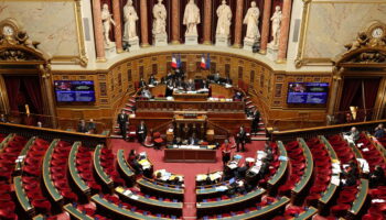 « Le vrai boulot va se faire au Sénat » : Michel Barnier dorlote ses sénateurs pour l’adoption du budget