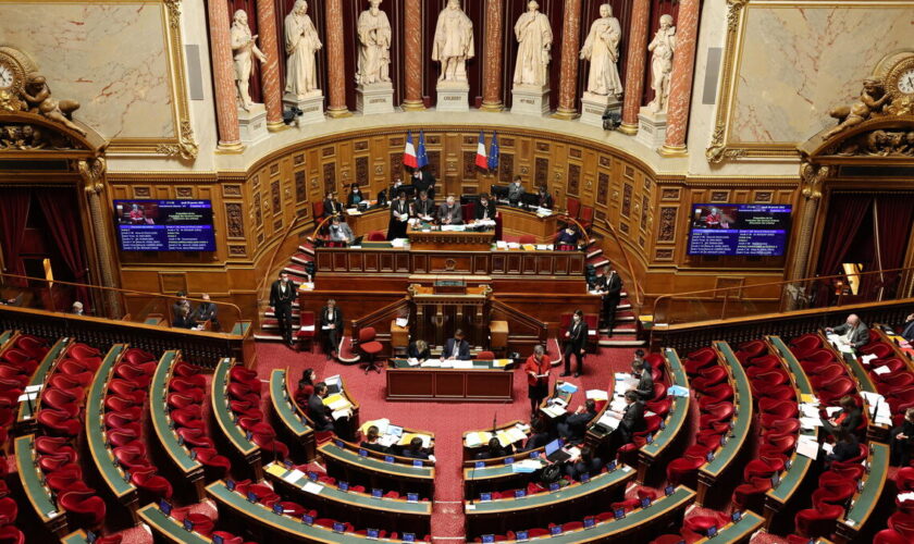 « Le vrai boulot va se faire au Sénat » : Michel Barnier dorlote ses sénateurs pour l’adoption du budget