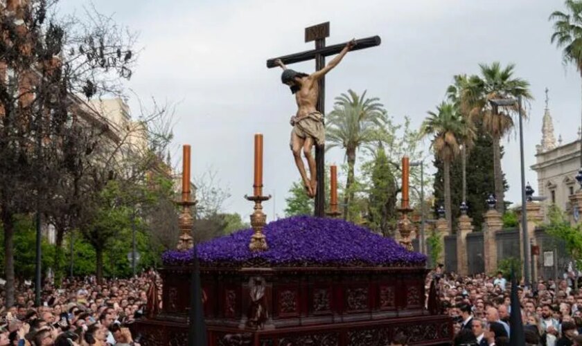 Los Estudiantes celebra su centenario fundacional este domingo con sus dos pasos en la calle