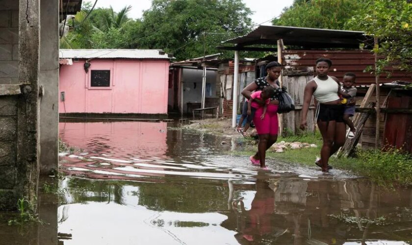 Los estragos de la tormenta Sara: dos muertos y más de 100.000 afectados en Centroamérica