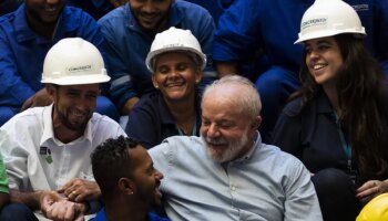 Lula devalúa con fuerza el real brasileño tras anunciar que reducirá impuestos a rentas bajas y gravará a los más ricos