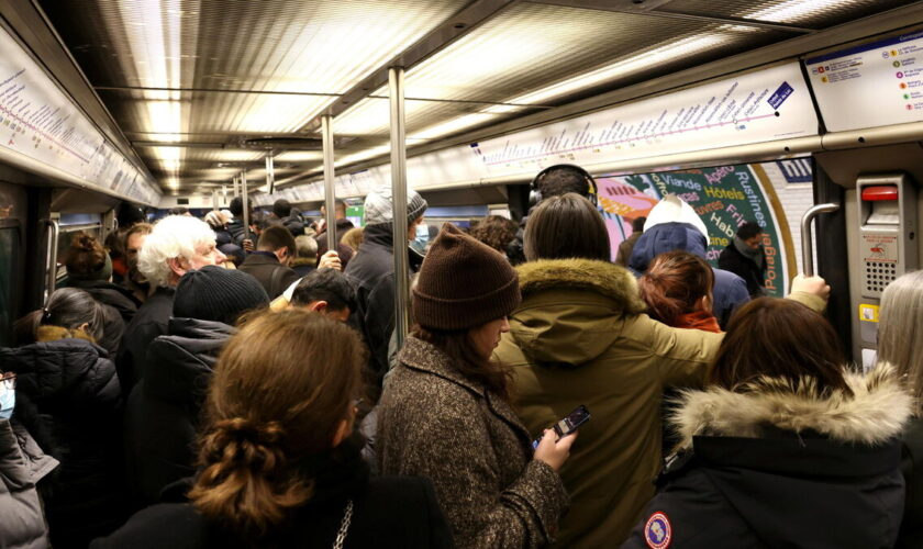 Métro surchargé le week-end : des renforts d’offre demandés à la RATP pour toute l’année