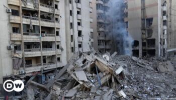 Middle East: Fresh Israel strikes hit southern Beirut