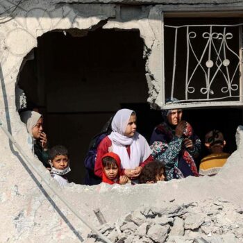 Middle East: UN aid chief condemns 'daily cruelty' in Gaza