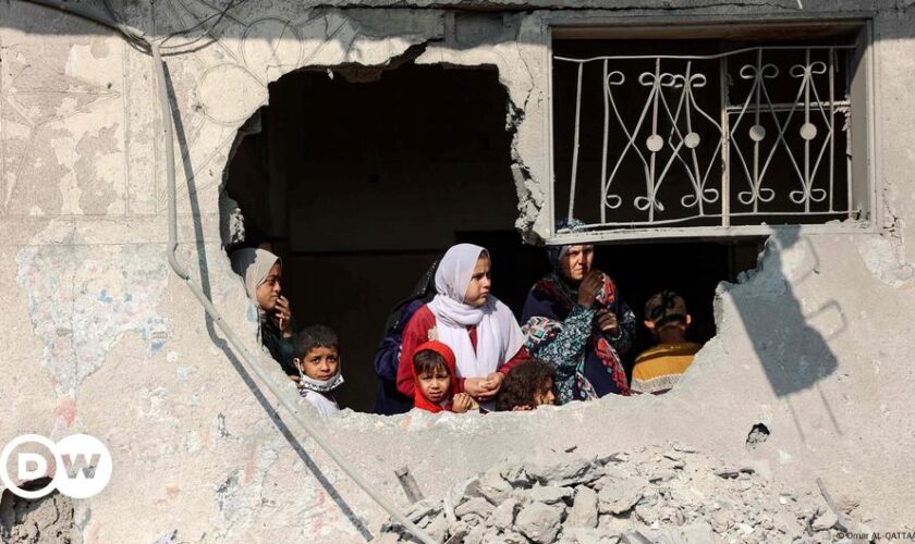 Middle East: UN aid chief condemns 'daily cruelty' in Gaza