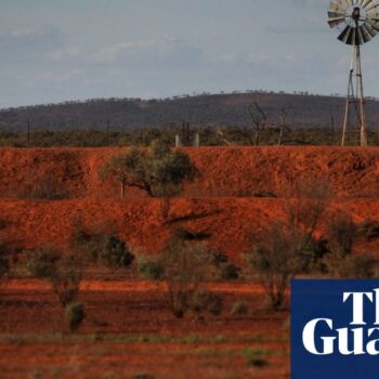 More than half of Australia sweats through heatwave as BoM forecasts more scorching temperatures