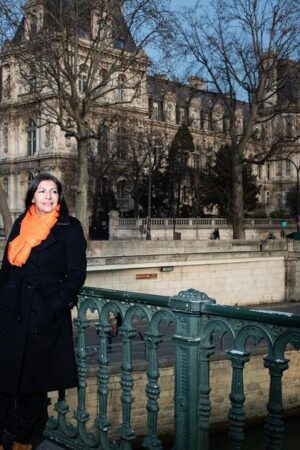 Municipales 2026: Anne Hidalgo s’efface à Paris, la guerre à gauche s’engage