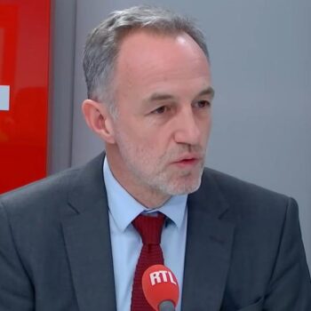 Municipales 2026 : Emmanuel Grégoire «regrette» que son concurrent Rémi Féraud soit «l’instrument d’une vengeance d’Anne Hidalgo»