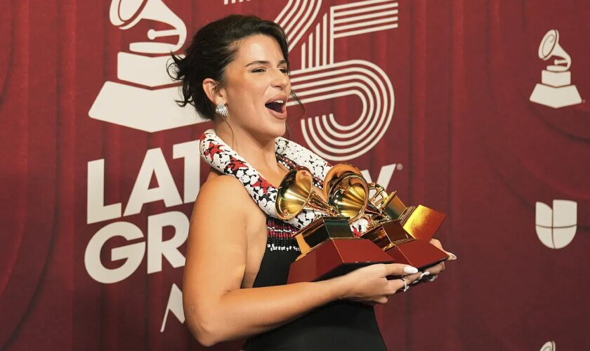 Nathy Peluso, orgullosa ganadora de tres Latin Grammy: "Gracias a mí por sacarme de donde estaba y atreverme a tanto"