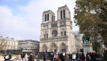 Notre-Dame de Paris : pourquoi la cathédrale sera illuminée en rouge ce mercredi soir