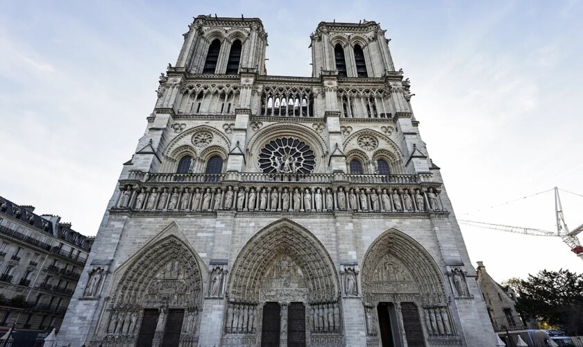 Notre Dame se muestra por primera vez al mundo, ya restaurada:  "El shock de la reapertura será tan fuerte como el del incendio"