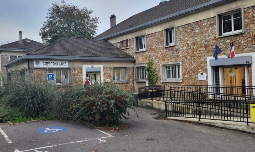 « On est épuisés » : à Athis-Mons, un centre de santé pour enfants au bord de la rupture