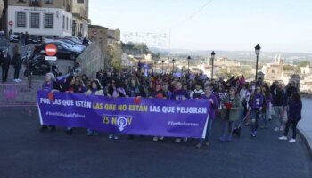 PSOE e IU critican al equipo de gobierno por eliminar la «histórica marcha» del 25N en Toledo