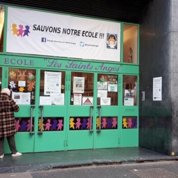 Paris : désarroi et colère à l’école des Saints-Anges