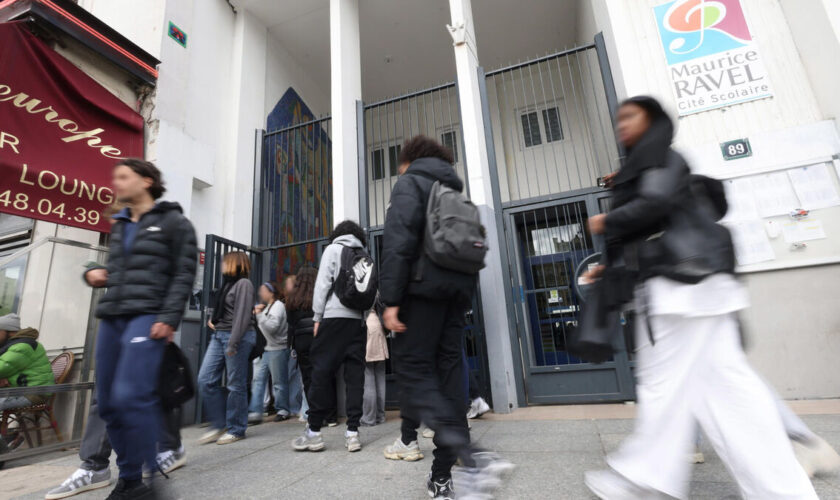 Paris : l’auteur des menaces de mort contre l’ex-proviseur du lycée Ravel condamné à une amende