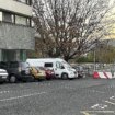 Polémica por la placa frente a un cuartel de la Guardia Civil para una víctima de los años de guerra sucia contra ETA