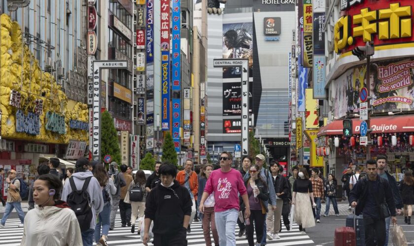 «Qui va rembourser?» : un énième plan de relance au Japon pour doper la consommation