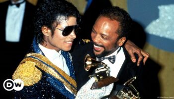 Quincy Jones: Music legend who made Michael Jackson dies