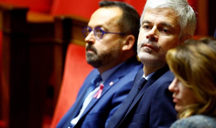 Retraites : la revalorisation annoncée vire à la guerre de communication entre Wauquiez et Attal