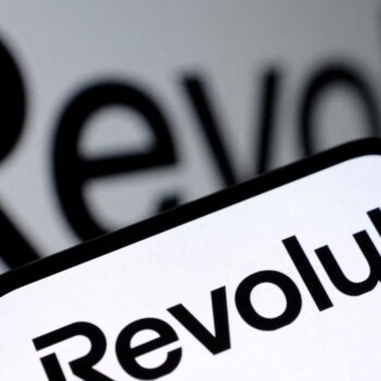 Revolut reta a la banca tradicional e instalará sus primeros cajeros en España en 2025