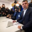 Romania's PM tied with pro-Russia candidate in presidential vote