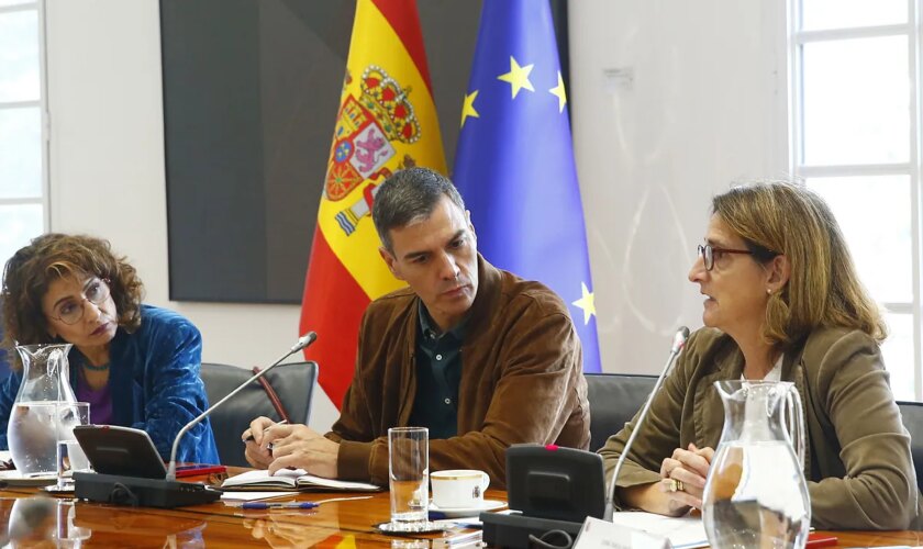 Sánchez ordena evitar tensión con el PP europeo en la Eurocámara para proteger a Teresa Ribera tras la catástrofe de la DANA