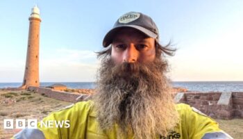 Scot gets dream job as lighthouse keeper on remote Australian island