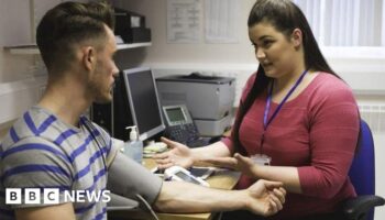 Streeting orders review to end 'toxic' NHS staff row