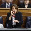 Teresa Ribera dice que está trabajando frente a la DANA "en el despacho desde el primer día" y el PP la tacha de "fraude político y electoral"