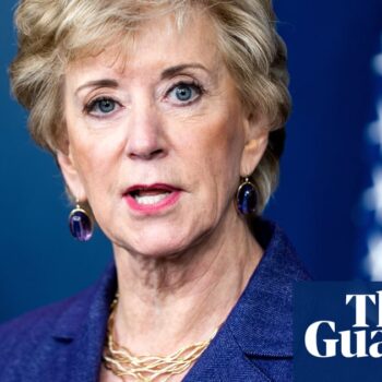 Trump picks former WWE executive Linda McMahon for education secretary