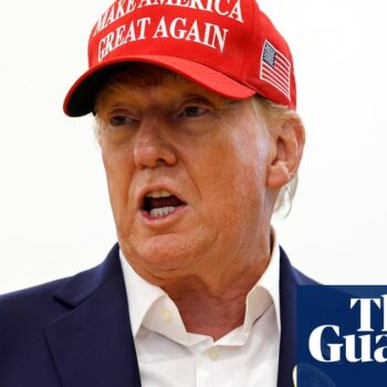 Trump tariffs would halve UK growth and push up prices, says thinktank