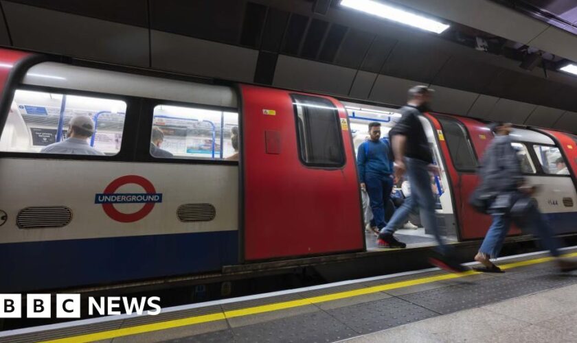 Tube strikes by RMT staff called off after talks