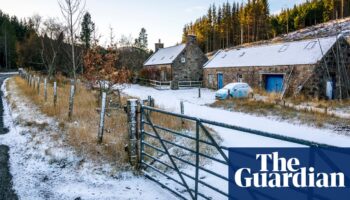 UK braces for ‘disruptive snow’ as weather warnings cover swaths of country