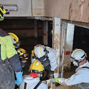 Un agradecimiento de «tot cor» arropa la despedida del dispositivo canario en la dana de Valencia