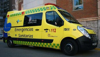 Un muerto y tres heridos en un choque frontal entre un camión y una furgoneta en  Pedrosa de Valdelucio (Burgos)