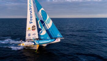 Vendée Globe : «Et ce n’est pas fini !», en mode fusée, Sébastien Simon signe un nouveau record de distance sur 24 heures