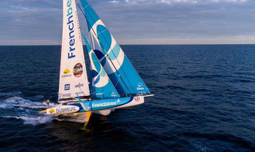 Vendée Globe : «Et ce n’est pas fini !», en mode fusée, Sébastien Simon signe un nouveau record de distance sur 24 heures