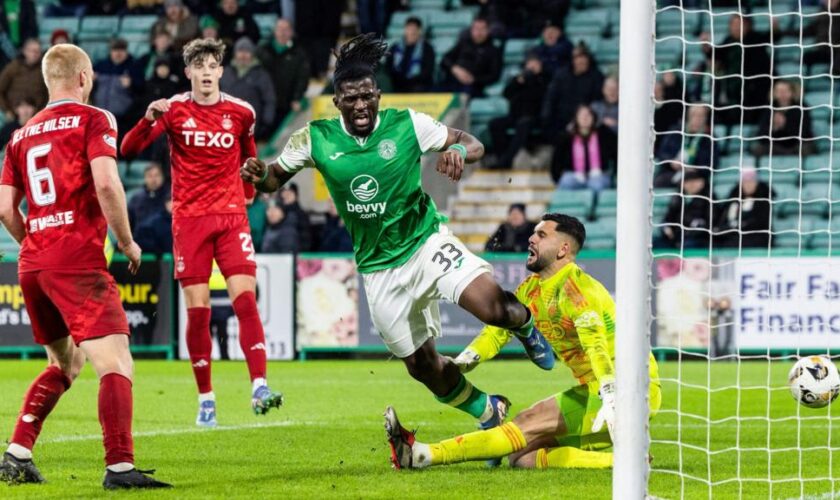 Hibs score their third goal against Aberdeen