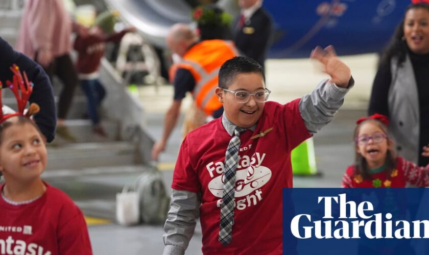 ‘A little magic’: fantasy flight takes kids to North Pole scene in Denver airport