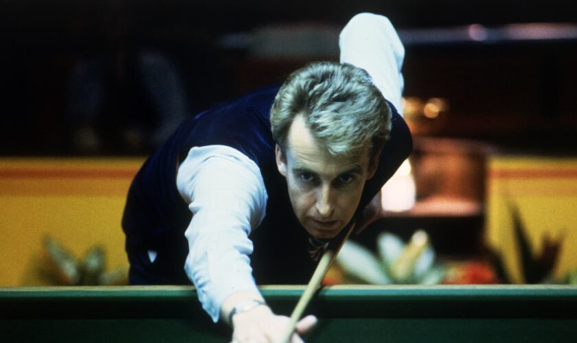 Former snooker world champion Terry Griffiths dies aged 77 after dementia battle