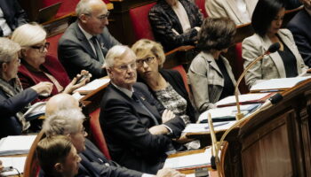 EN DIRECT - Budget 2025 : le RN maintient sa menace de censure, Barnier tient une réunion sur le 49.3 cet après-midi